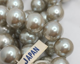 Miriam Haskell Master Strand Glass Pearl~ Exquisite Gray Pearl ~ 10mm Round Pearls in Silver Gray ~ 30" • 80 beads • Vintage Japanese Glass