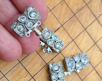 Perfect Little Vintage Art Deco, Rhinestone Paste Rhodium Plated Box Clasp, TRIPLE Strand Box Clasp, Classic Silver Rhinestone Clasp VC107
