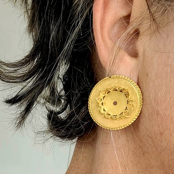 Some Work Required, Miriam Haskell Pair of Gold P… - image 9