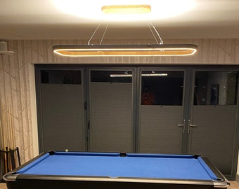 Modernes Eichenholz Decken-LED-Licht für Billardtisch, elegantes hochwertiges handgefertigtes dimmbares, direktes indirektes Licht, Alexa integrierte Option