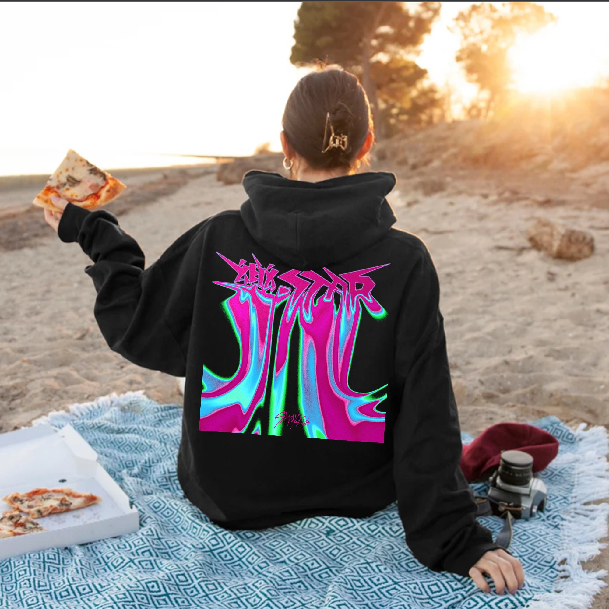 Stray hoodie top