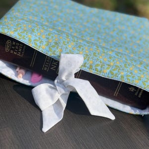 Blue and Yellow Floral Bible Bag - Bible Sleeve - Bible Cover - Large book sleeve