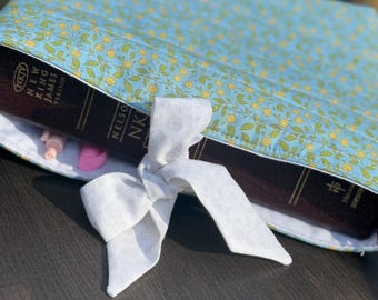 Blue and Yellow Floral Bible Bag - Bible Sleeve - Bible Cover - Large book sleeve