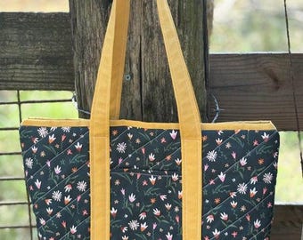 Tote Bag, Quilted Bag, Handmade Gift, Gift for her birthday, Green Floral Tote Bag