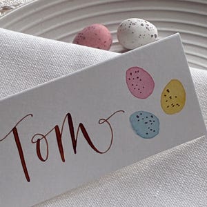 Handwritten Calligraphy Place Cards – Watercolour Easter Egg Design