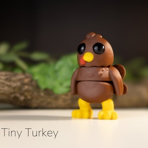 Tiny Turkey Keychain / Model