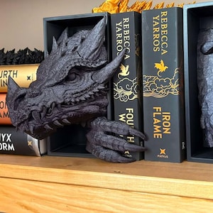 Kącik książkowy „Głowa i ogon smoka”