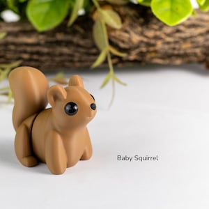 Baby Squirrel Keyring / Model