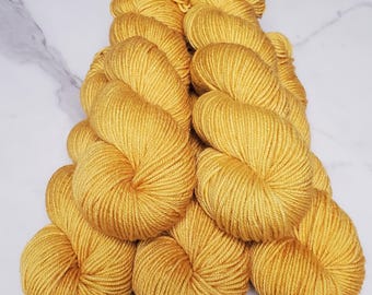 Vora'Shivan - Worsted Weight, 100% Bluefaced Leicester wool, non-superwash
