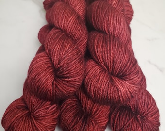 Red Currant / DK Superwash Merino