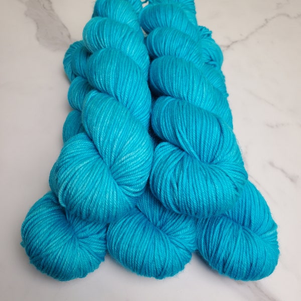 Brilliant Caledonite / DK Superwash Merino