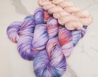Divine Strategist / Merino Nylon Blend with Mini Skein