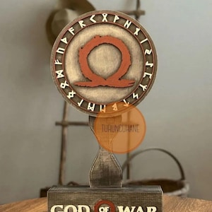 God Of War  Kratos Ragnarok Headphone Stand - Wakanda-Themed Desk Accessory, 3D Printed T&#39;Challa Helmet for Audio Gear