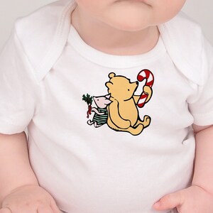 Klassieke Winnie de Poeh SVG, Kerstmis SVG, Navidad SVG, Joyeux Noel Svg, klassieke Pooh Svg, silhouet Cricut snijden-bestand