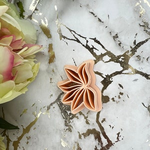 Flower 12 polymer clay cutter