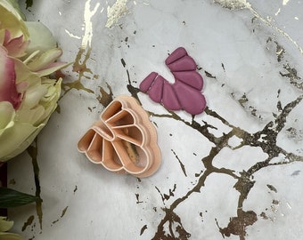 Flower Scallop 2 Polymer Clay Cutter – Decorative Tool for Earring Making