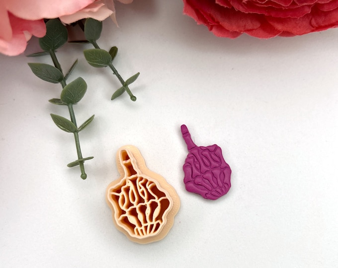 Clay cutters Skull Hand 1| Polymer clay cutters| Jewellery tools| Ceramic tools| Clay tools
