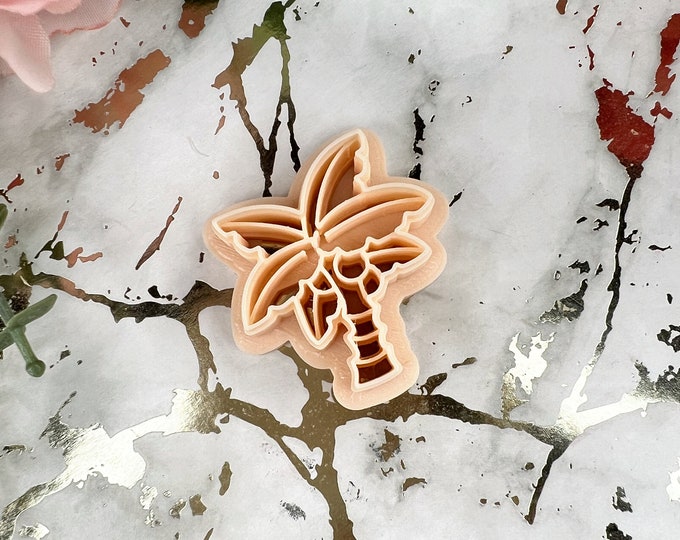 Palm polymer clay cutter