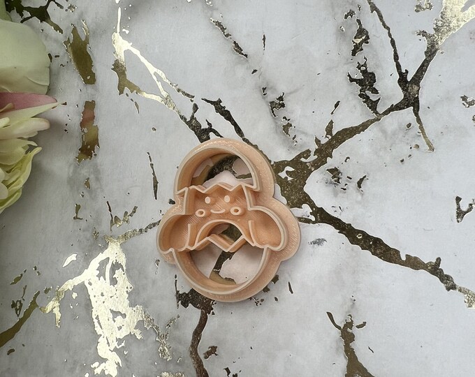 Egg with chick polymer clay cutter