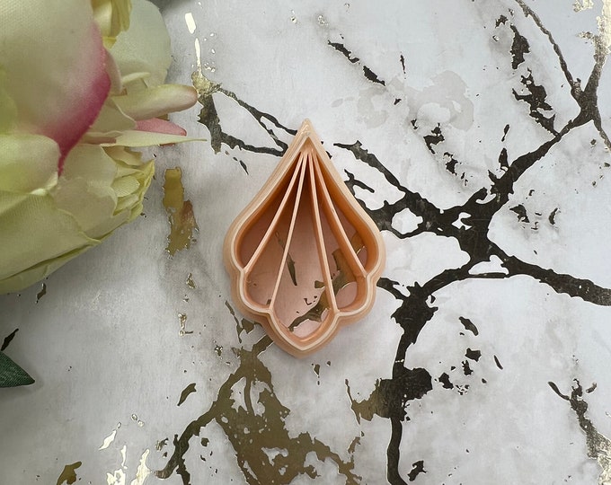 Scalloped flower 2 polymer clay cutter