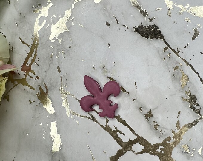 Fleur de lis polymer clay cutter