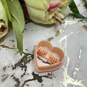 Heart with Eyelashes Polymer Clay Cutter – Cute Valentine Earring Making Tool, Kawaii Jewelry Crafts & DIY Clay Accessories
