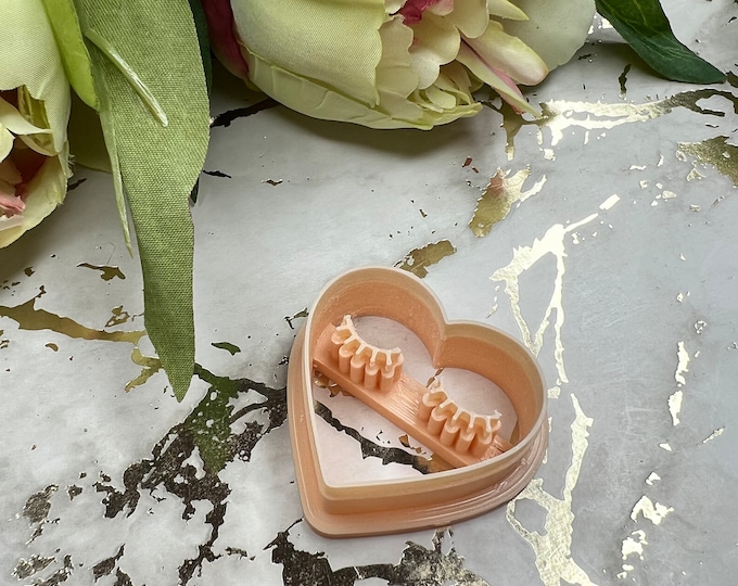 Heart with eyelashes polymer clay cutter