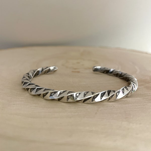 Twisted Star Cuff Bracelet By Bo Reeves Size 5.5"/Native American/Navajo/Handmade/Sterling Silver/Stamped/One Of A Kind