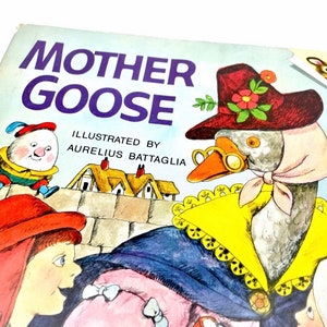 Vintage 1973 Mother Goose Book Illustrated by Aurelius Battaglia 8X8 Paperback