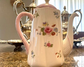 RARE Shelley Bone China England in “Dainty” Rose and Red Daisy Hot Water Pitcher