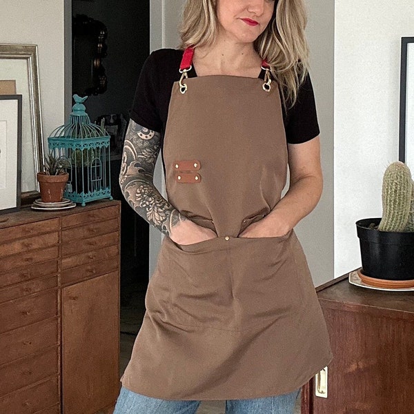 Custom Barber Apron with Pockets Personalized Hairdresser Apron Cross Back Hair Stylist Apron Custom Name Barber Apron Personalized Gift