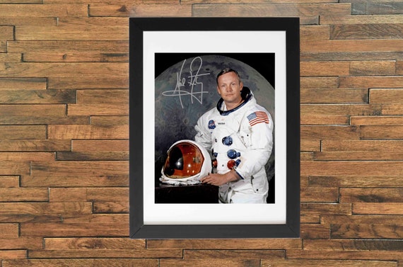 Neil Armstrong autographed 8x10 reprint photo 