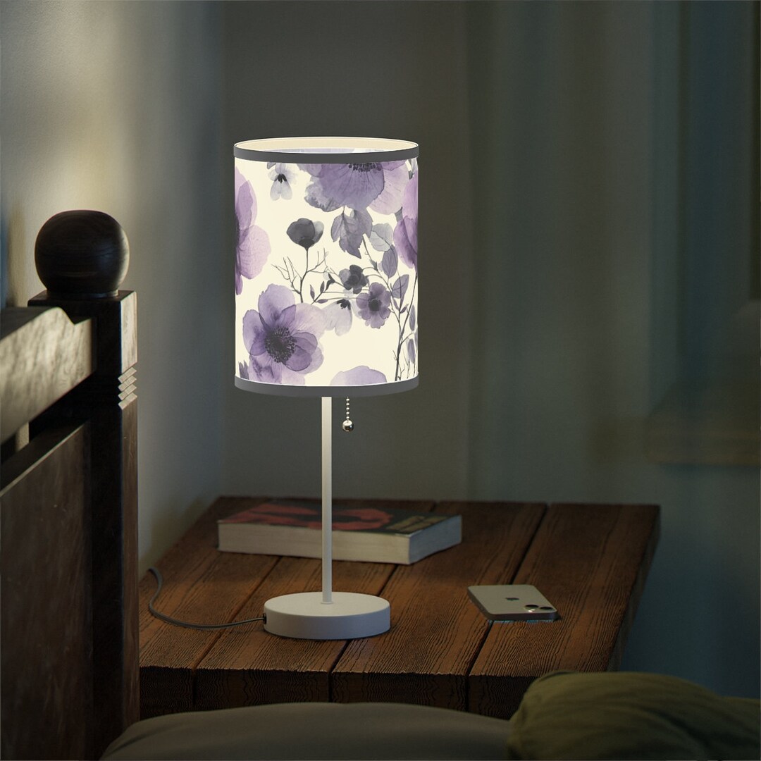 Modern Steel Base Table Lamp Stand, Classy Silver or White Finish ...