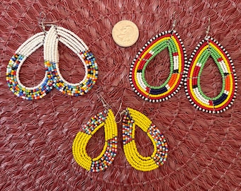 Lebendige afrikanische Tribal Statement Ohrringe