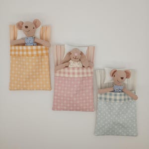 Maileg Inspired - Miniature Sleeping Bag with Pillow - Dollhouse Bedding - 1:12 Scale