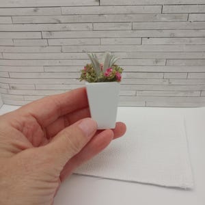 Pianta in vaso in miniatura per casa delle bambole - Fiore artificiale - Cactus - Verde - Scala 1:12