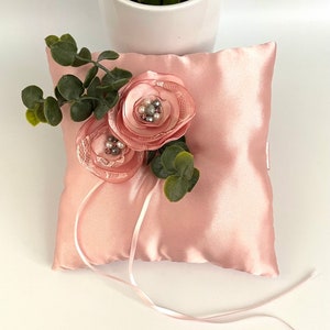 Wedding ring bearer pillow,blush ring pillow,flower ring bearer pillow,ring holder for wedding ceremony,custom wedding ring pillow,ring box