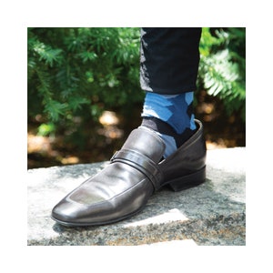 Blue Camo Men’s Socks, Stylish Groomsmen Gift, Wedding Accessories, Casual & Everyday Wear, Size 8-13