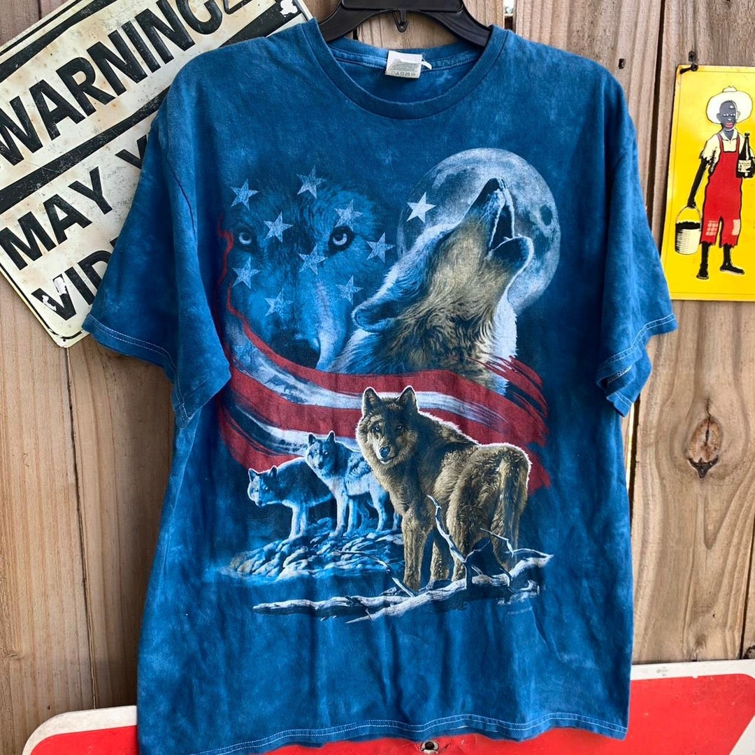 Vintage Wolves and American Flag Tie Dye Liquid Blue T-shirt