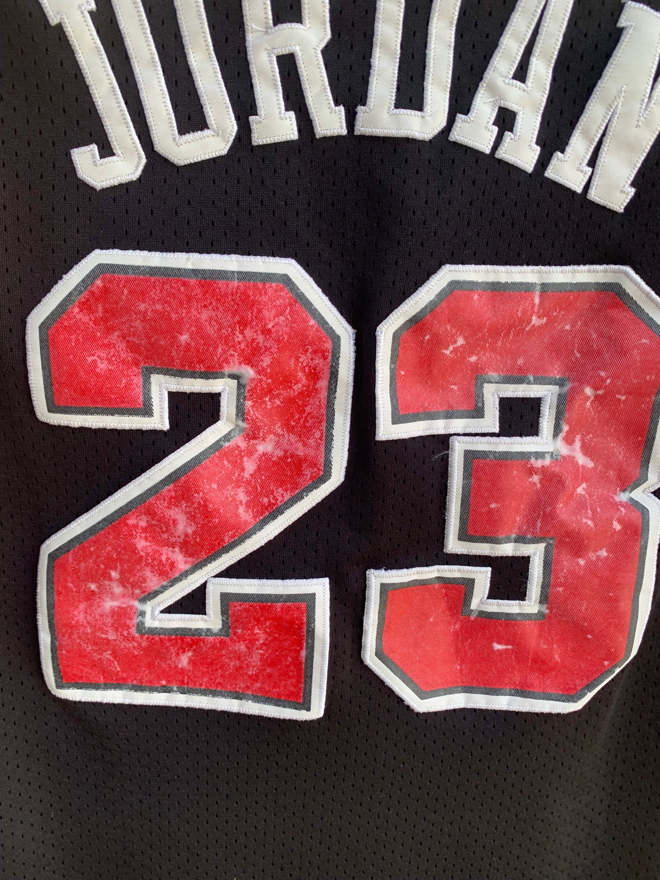 Vintage 90’s Chicago Bulls Nike Team Sports Michael Jordan Basketball  Jersey XL 