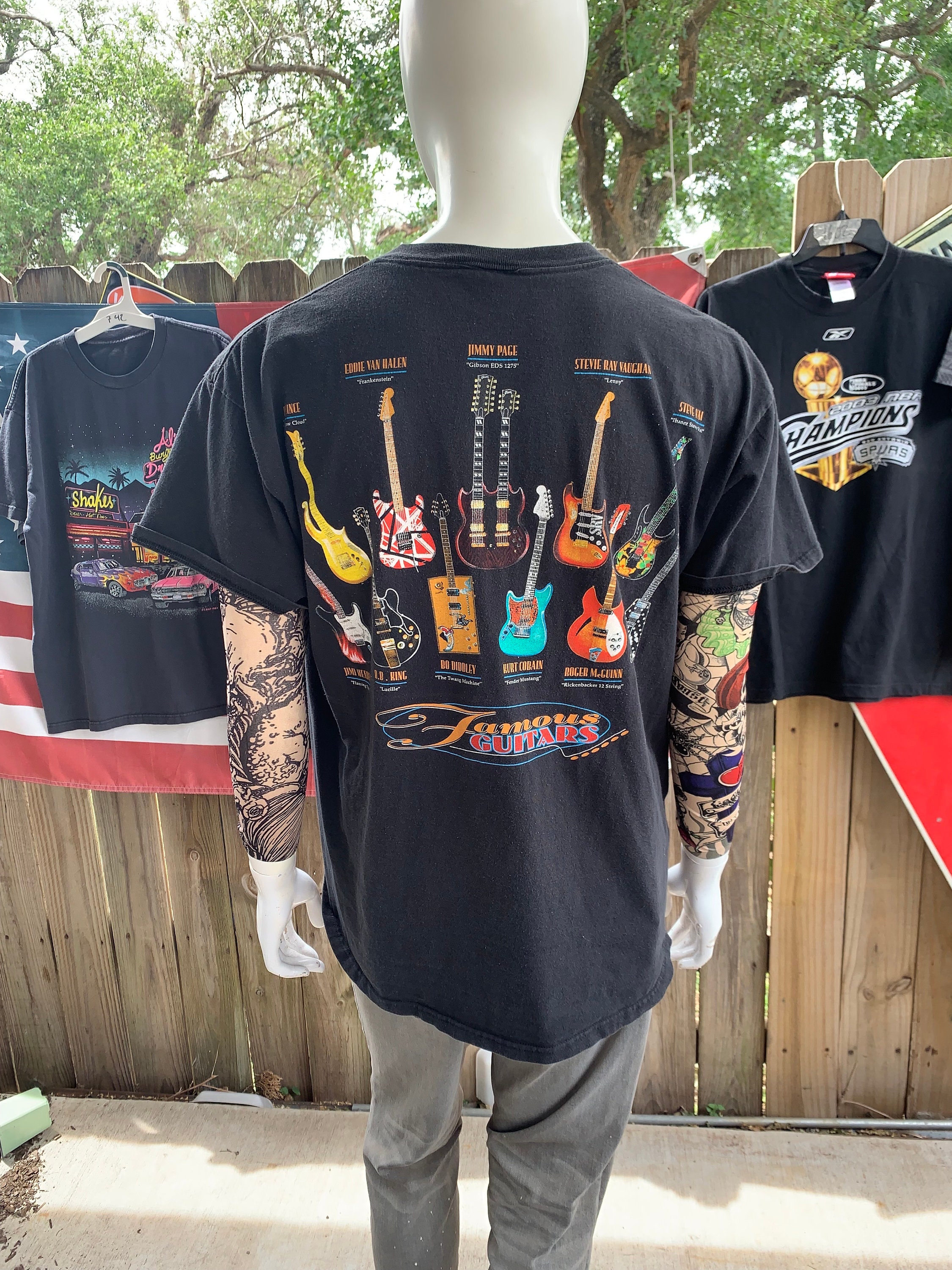 Vintage 1999 Famous Guitars Tshirt Size XL - Etsy