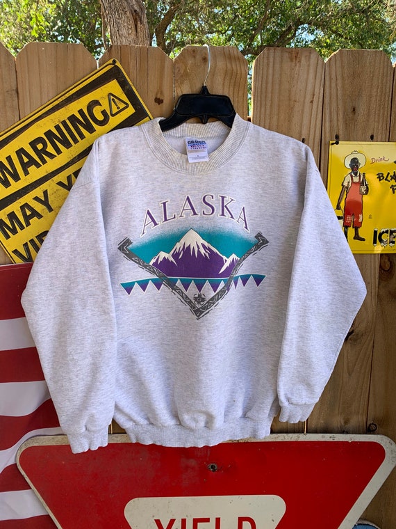 Vintage 90s Alaska Sweatshirt Size M