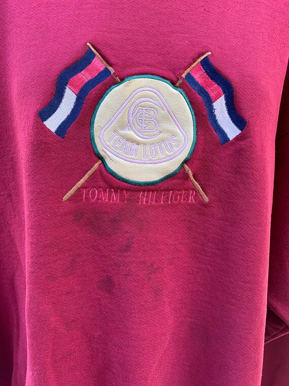 Team top tommy sweatshirt