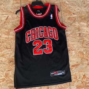 Vintage 90s-00s Authentic Jordan Chicago Bulls NBA Nike embroidered Jersey Size 44