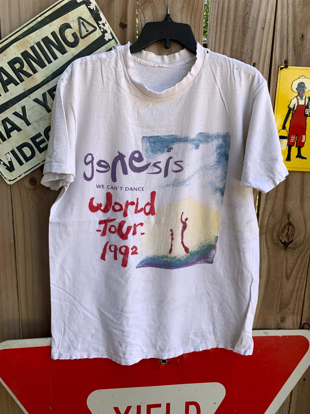 Vintage 90s Genesis We Can't Dance World Tour 1992 UK Flag T-shirt