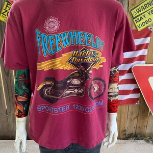 Vintage 1996 Harley Davidson T-shirt Free Wheeling Sportster 1200