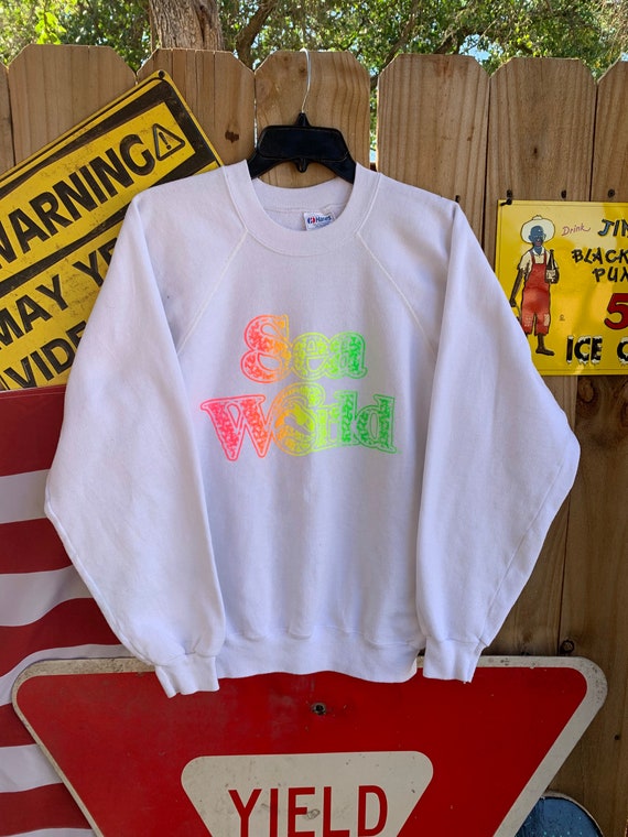 Vintage 80s Sea World Sweatshirt Size  L
