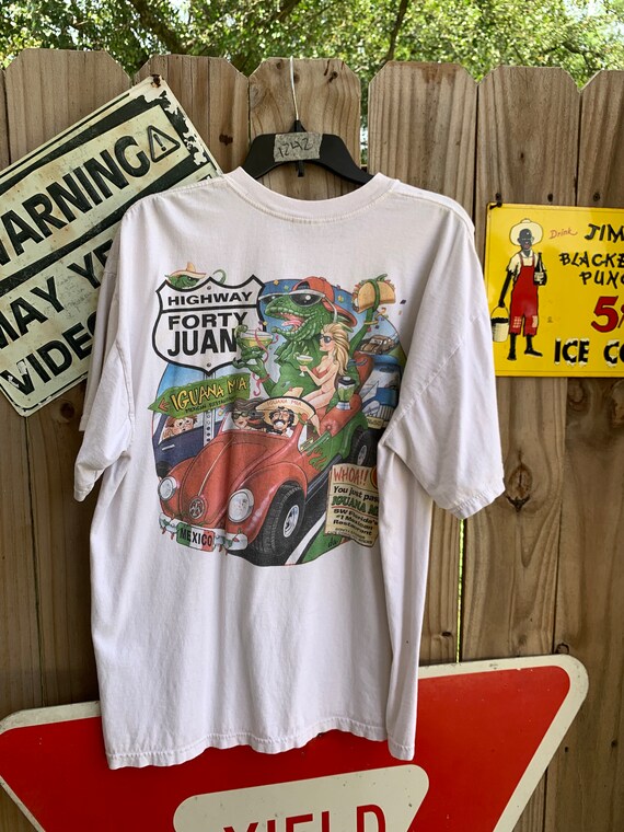 Vintage 90s-00s Iguana Mia Highway Forty Juan Restaurant Tshirt