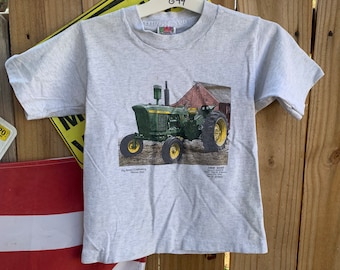 Vintage 90s John Deere Marion Iowa single stitch T-shirt boys 7-8.