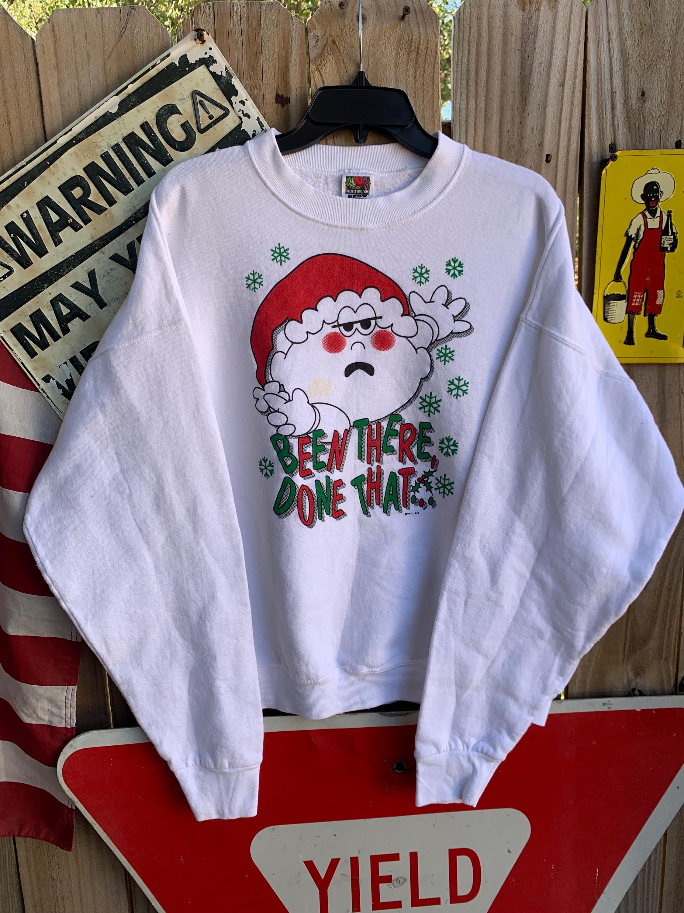 Vintage 90s Fruit of the Loom Christmas Sweatshirt: 